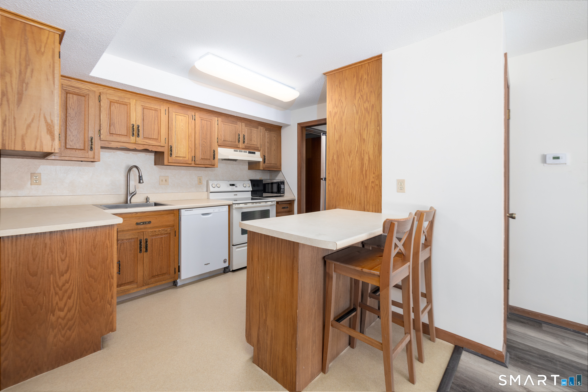 15 Cardinal Drive Farmington CT 06032