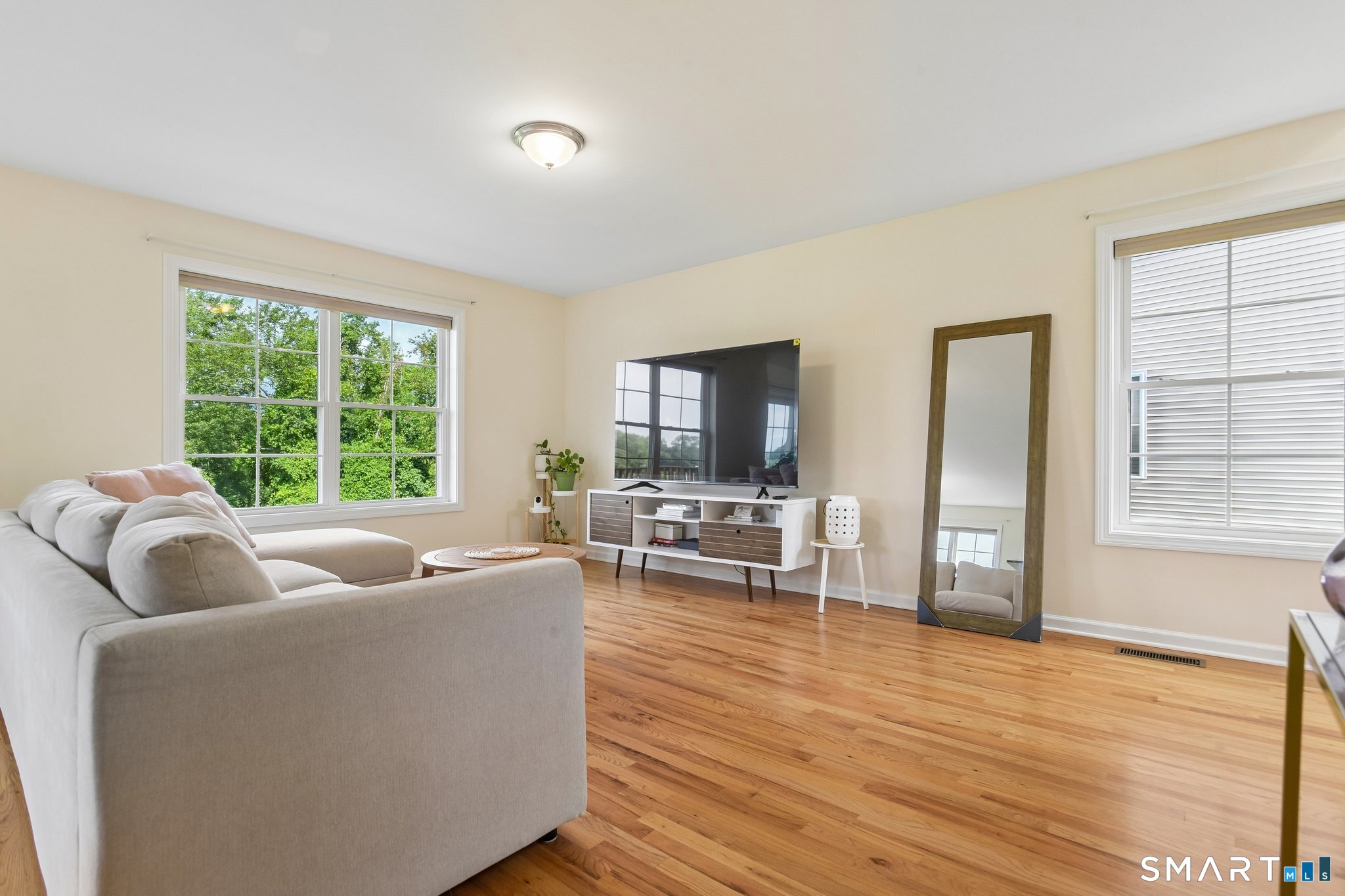34 Lexington Gardens North Haven CT 06473
