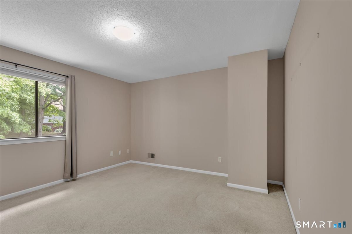423 Churchill Drive Newington CT 06111
