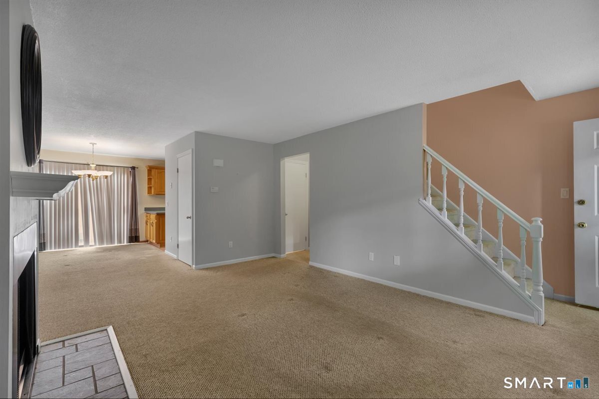 423 Churchill Drive Newington CT 06111