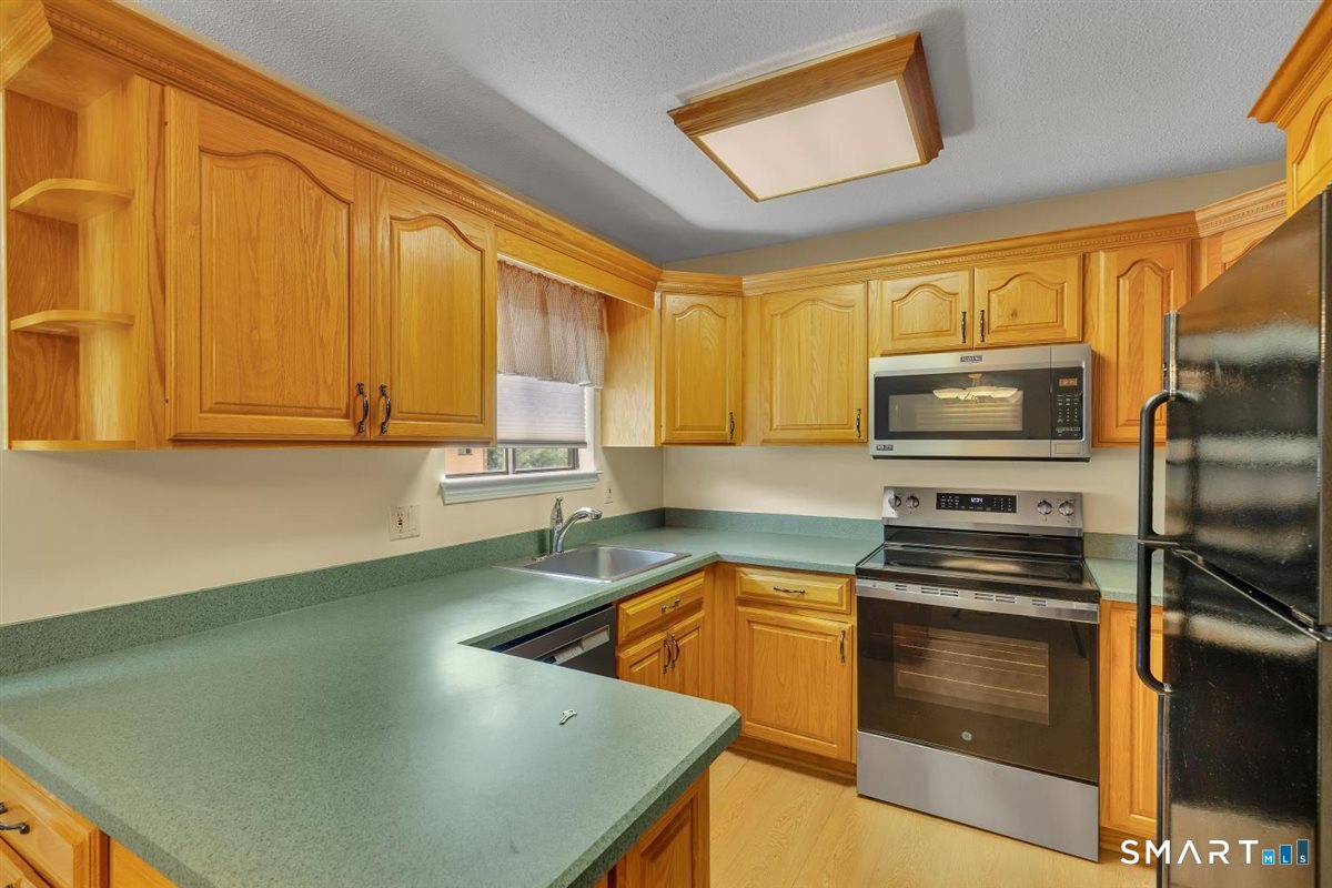 423 Churchill Drive Newington CT 06111