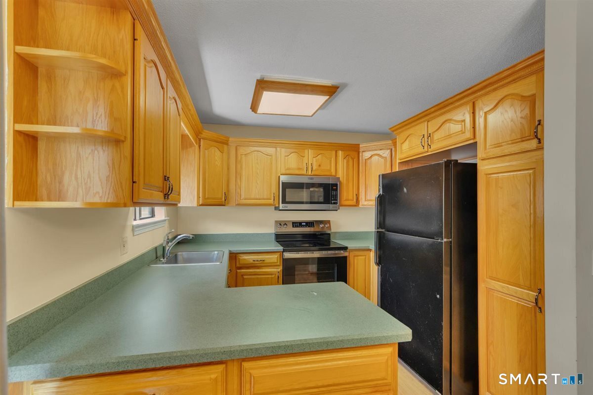 423 Churchill Drive Newington CT 06111