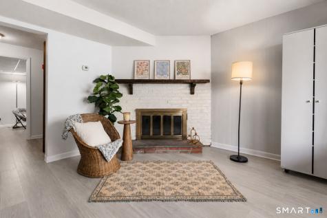 65 Peddlars Drive Branford CT 06405