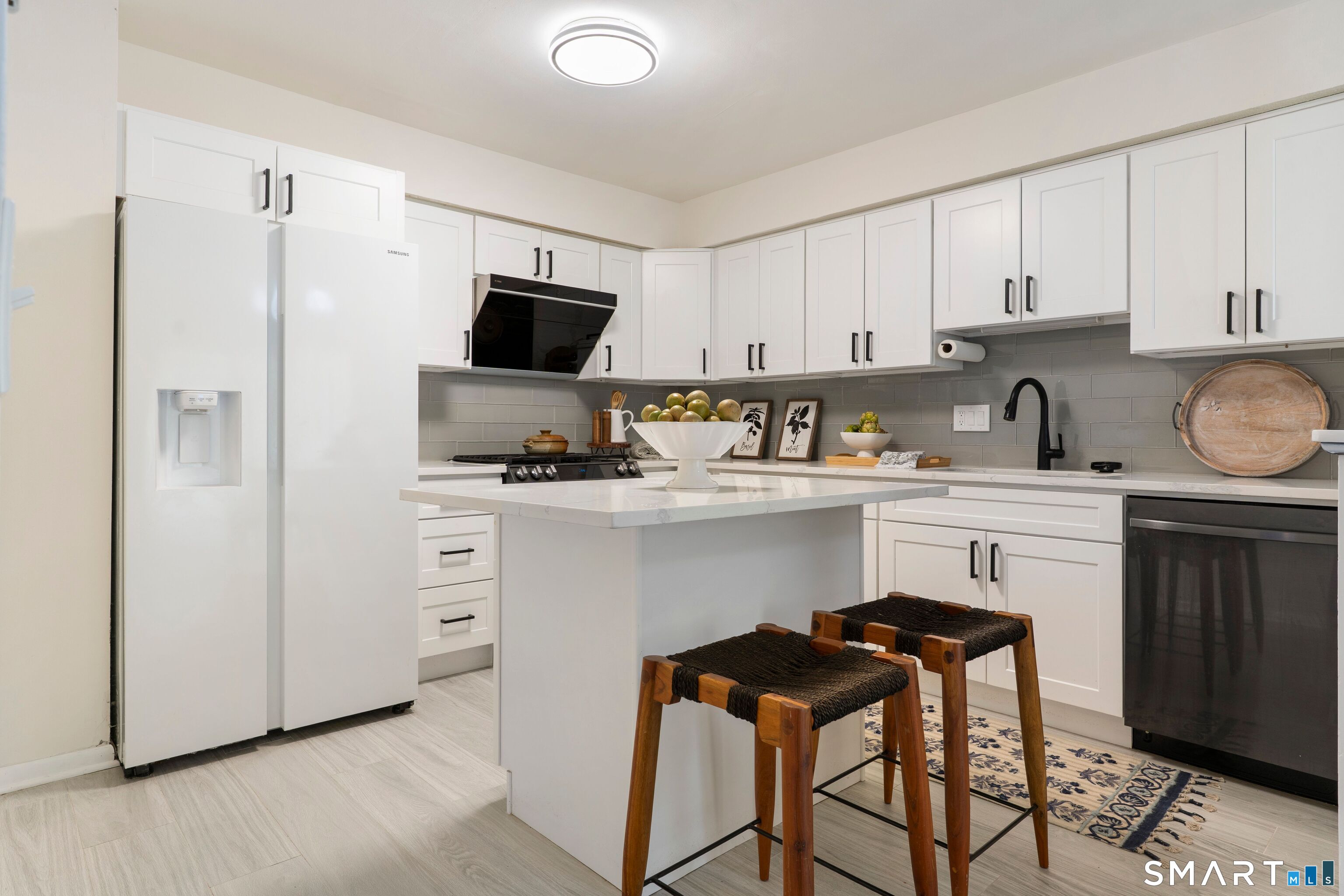 65 Peddlars Drive Branford CT 06405