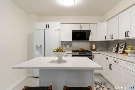 65 Peddlars Drive Branford CT 06405