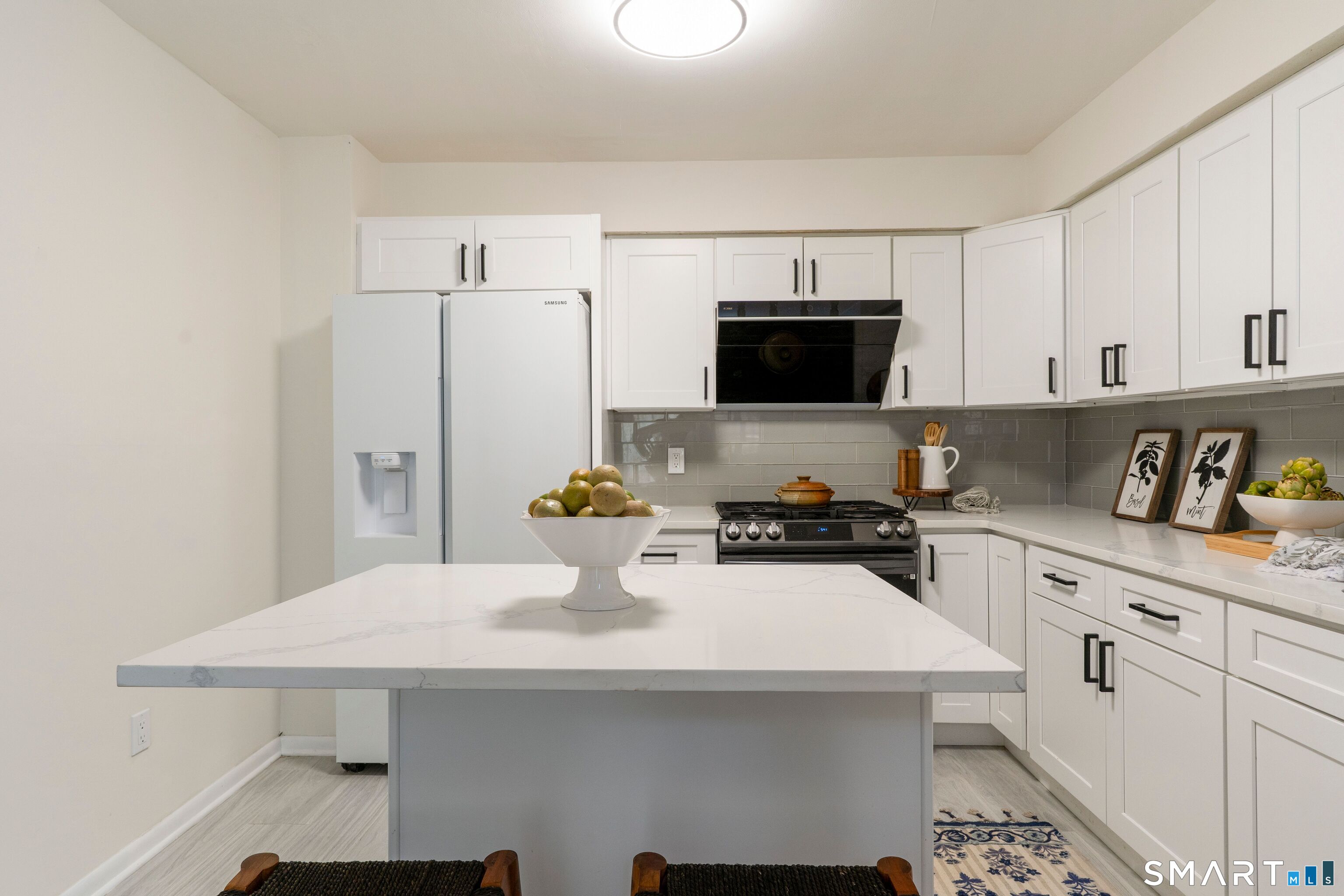 65 Peddlars Drive Branford CT 06405