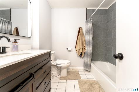 330 Short Beach Road East Haven CT 06512