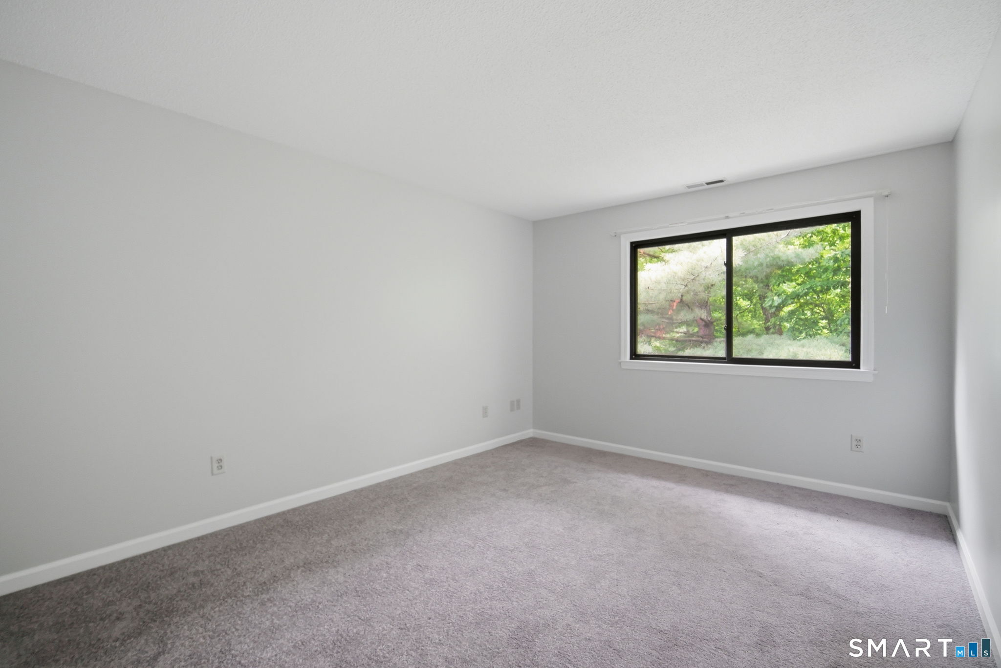 808 Mill Pond Drive South Windsor CT 06074