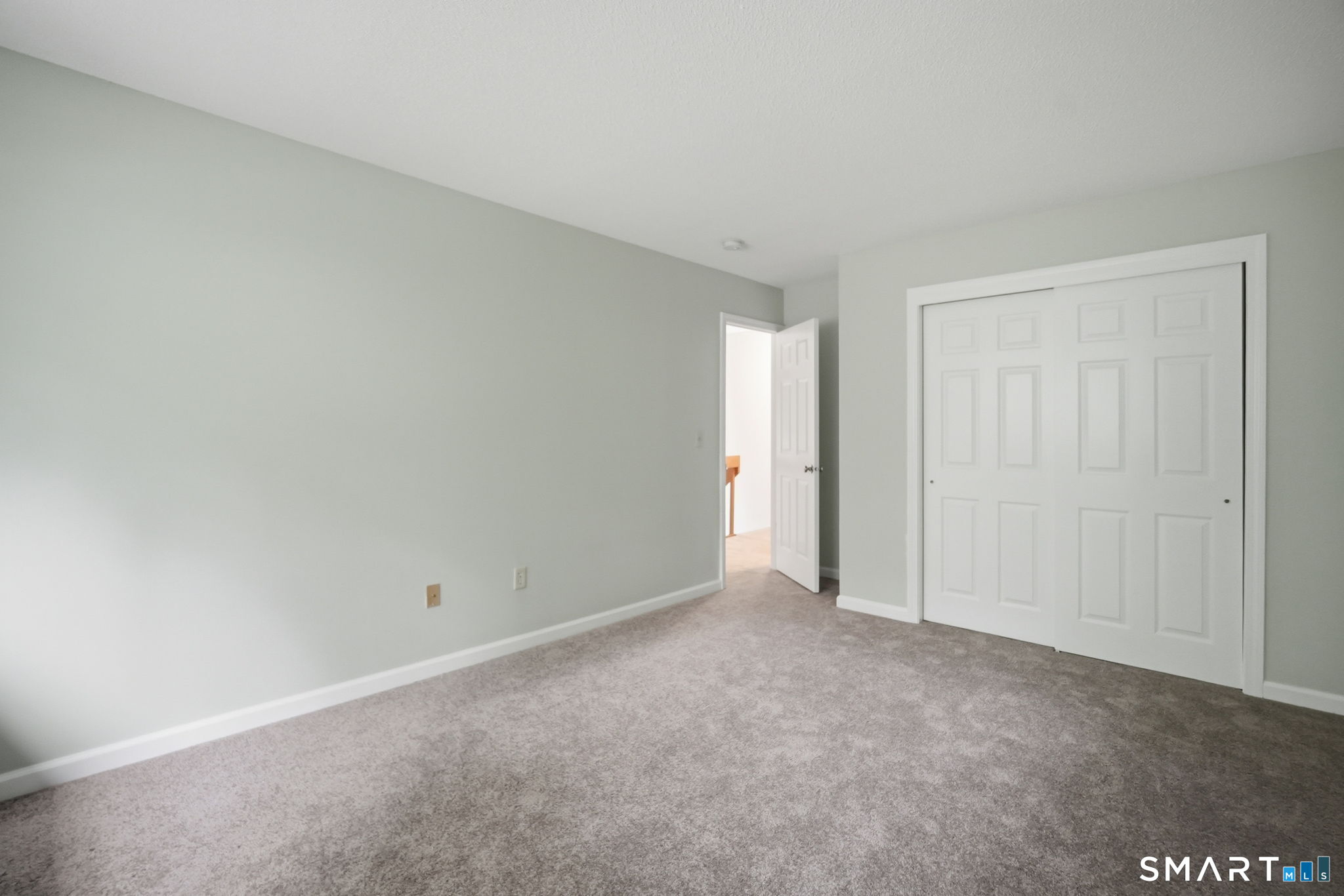 808 Mill Pond Drive South Windsor CT 06074