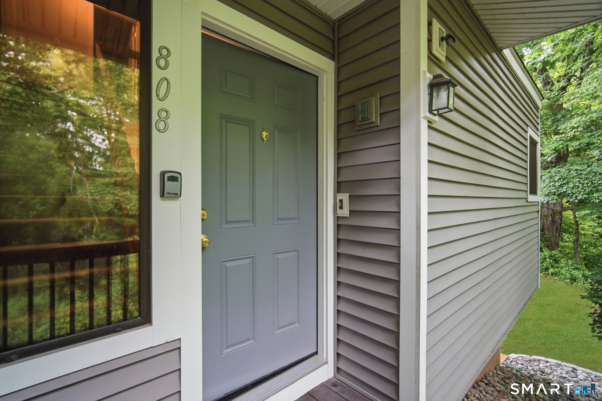 808 Mill Pond Drive South Windsor CT 06074