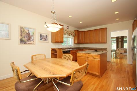 6 Carriage House Lane Brookfield CT 06804