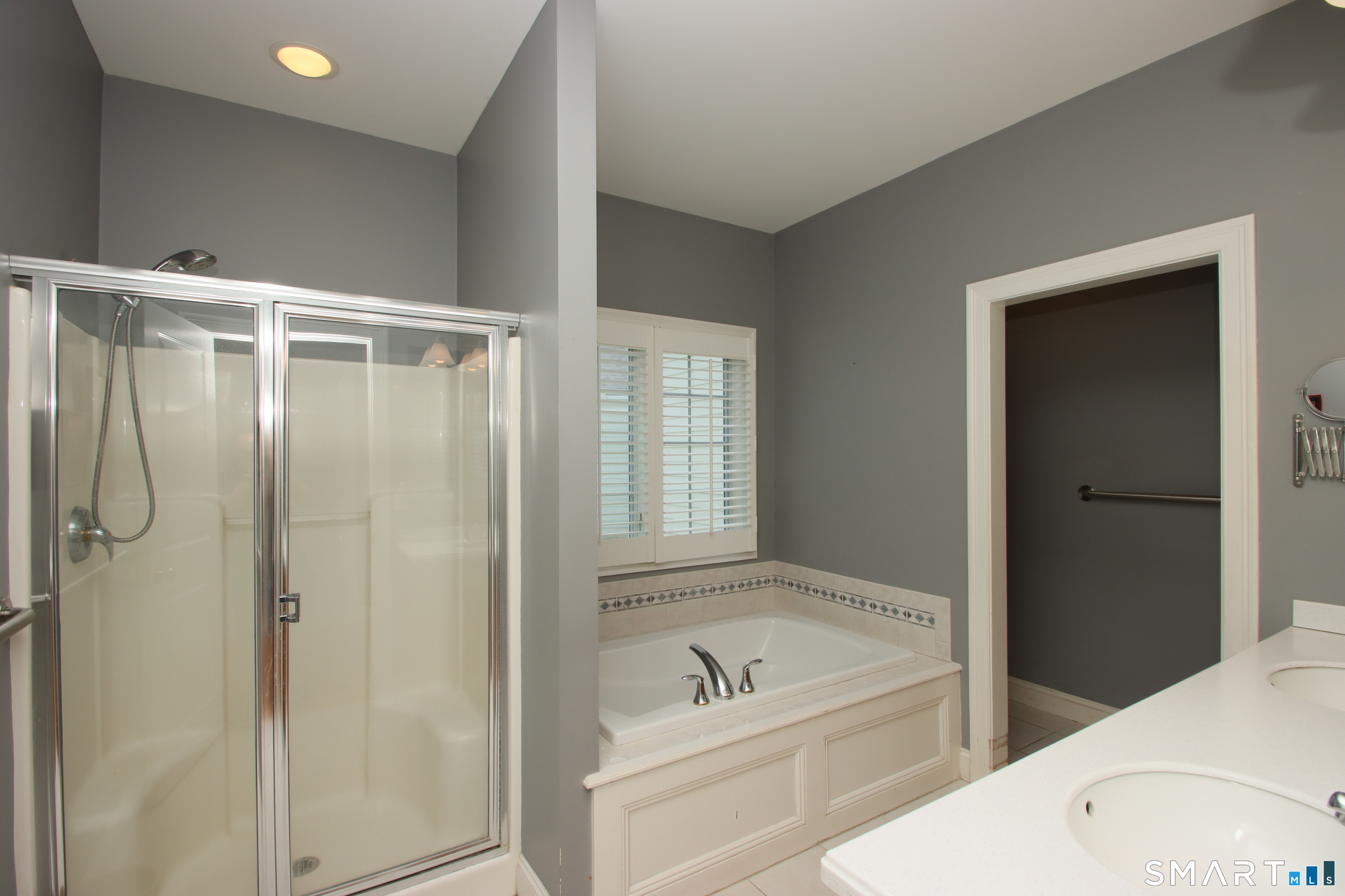6 Carriage House Lane Brookfield CT 06804