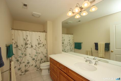 6 Carriage House Lane Brookfield CT 06804