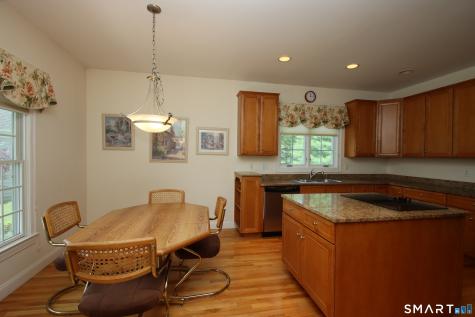 6 Carriage House Lane Brookfield CT 06804