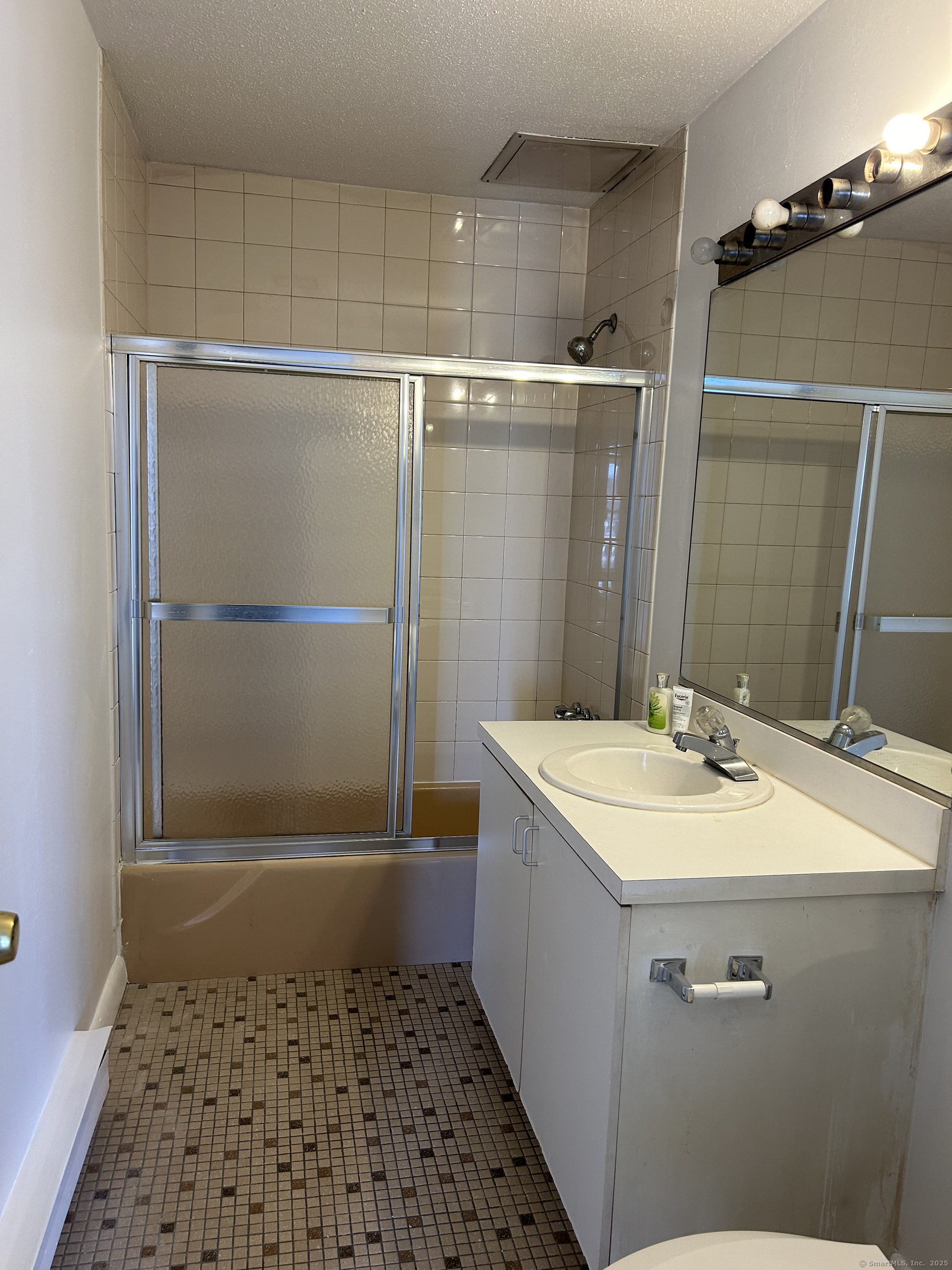 90 Kane Street West Hartford CT 06119