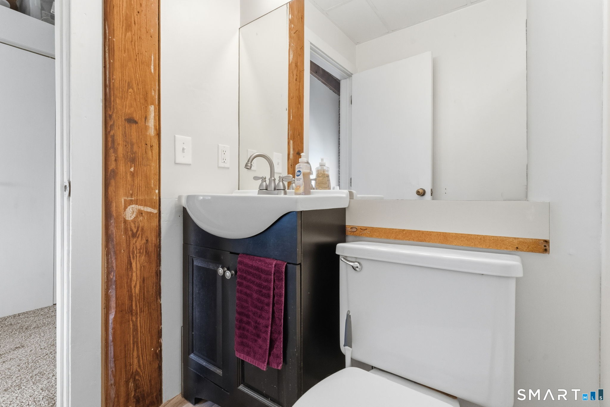 92 Main Street Deep River CT 06417