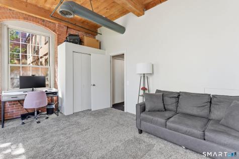 92 Main Street Deep River CT 06417