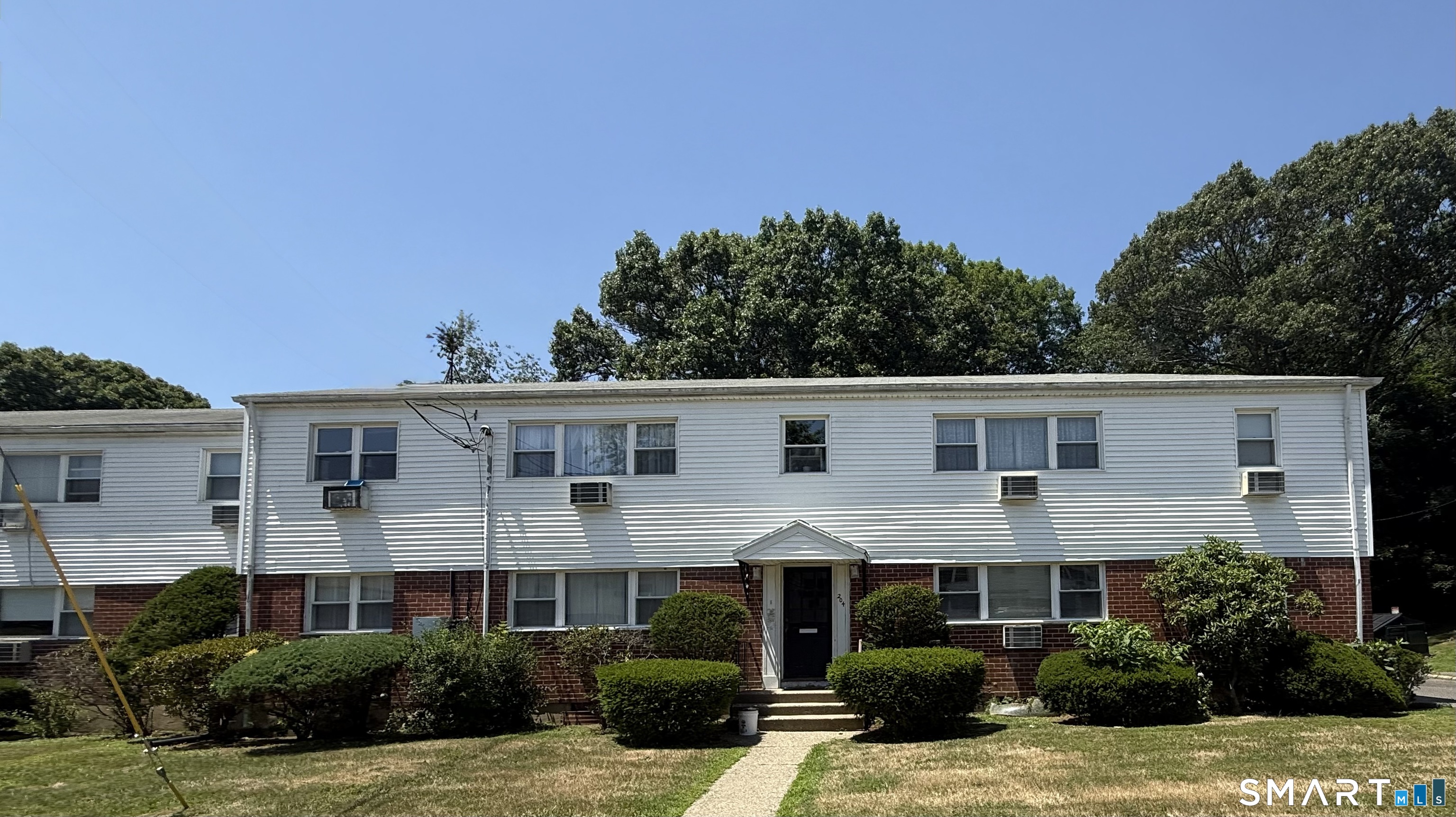 204 Cherry Hill Drive Bridgeport CT 06606