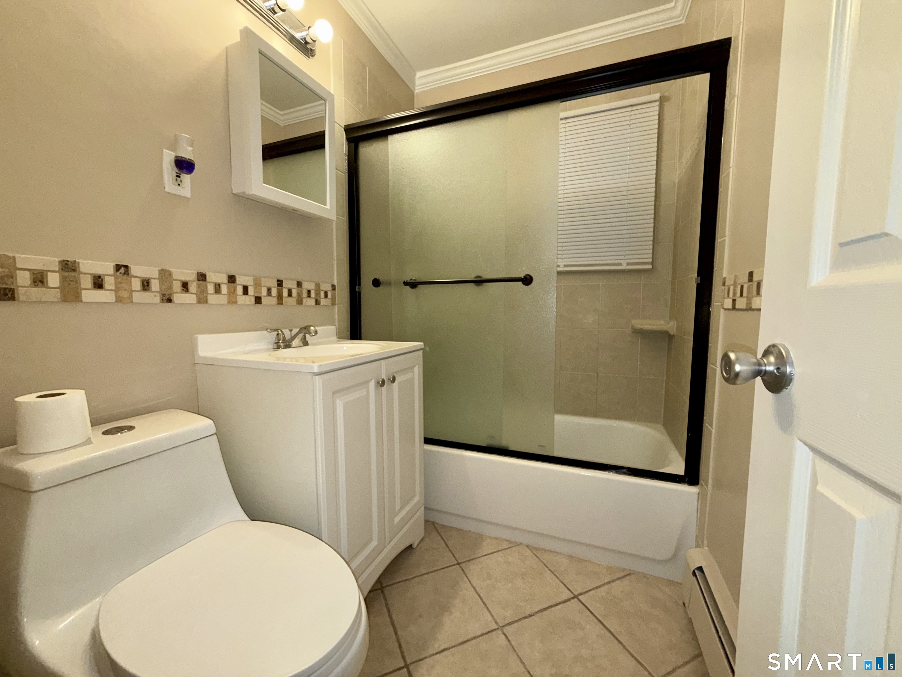 204 Cherry Hill Drive Bridgeport CT 06606