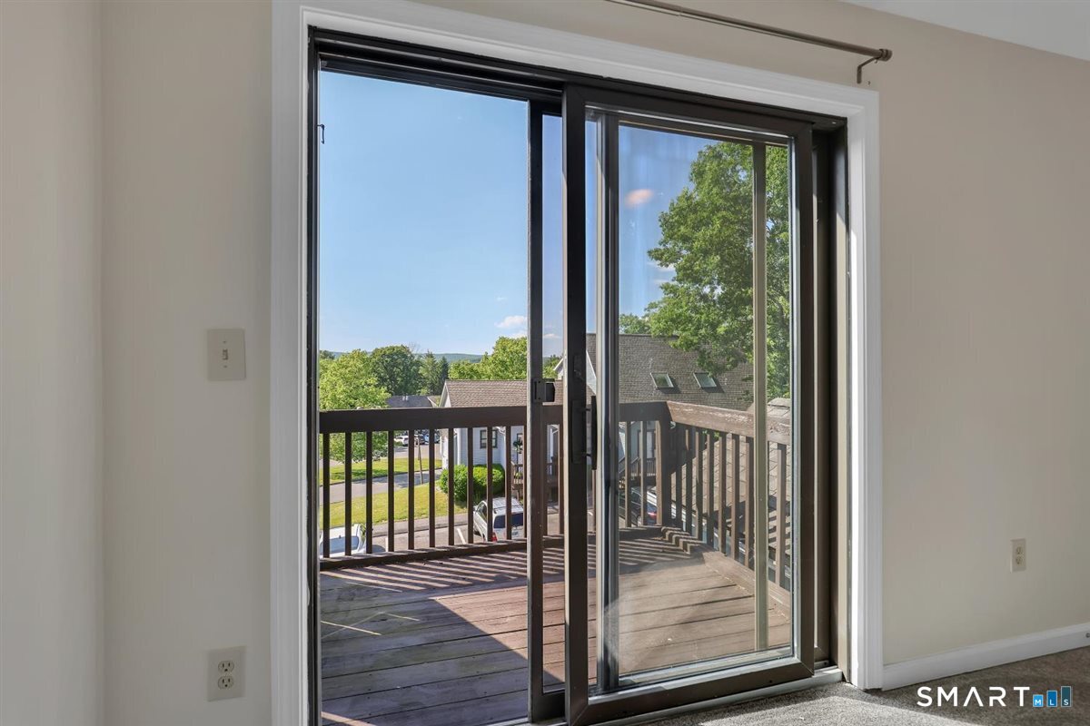 606 Lake Vista Drive East Hampton CT 06424