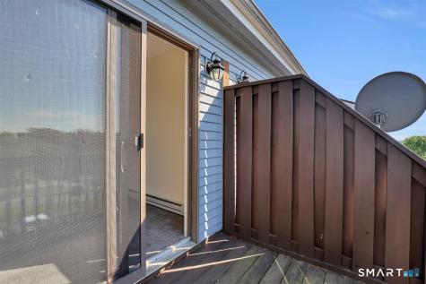 606 Lake Vista Drive East Hampton CT 06424