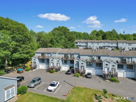 606 Lake Vista Drive East Hampton CT 06424