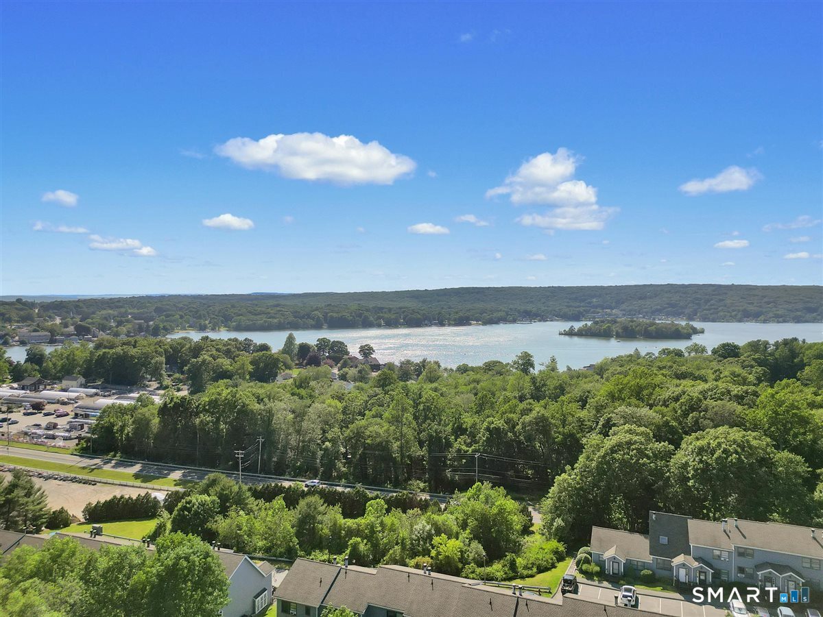 606 Lake Vista Drive East Hampton CT 06424