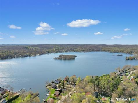 606 Lake Vista Drive East Hampton CT 06424