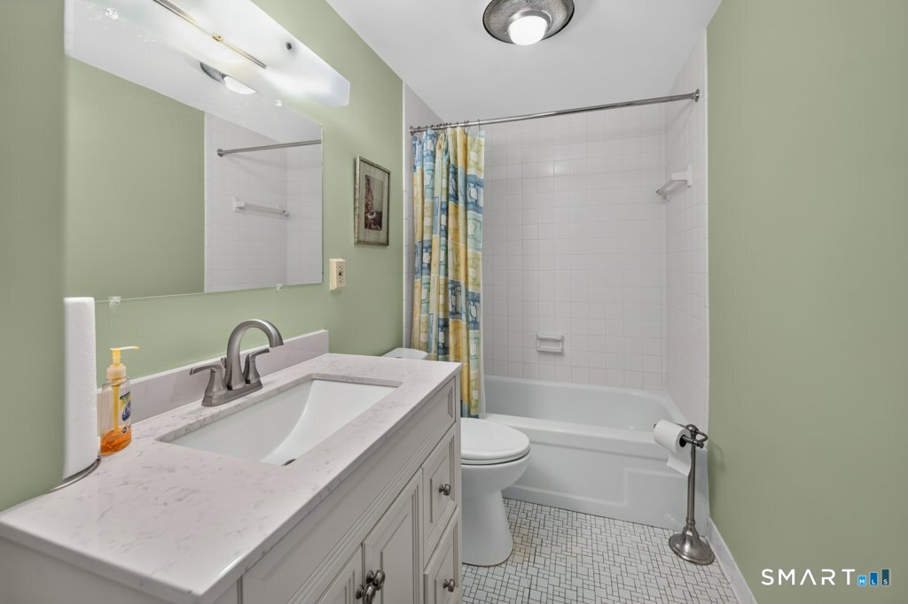 140 Captain Thomas Boulevard West Haven CT 06516