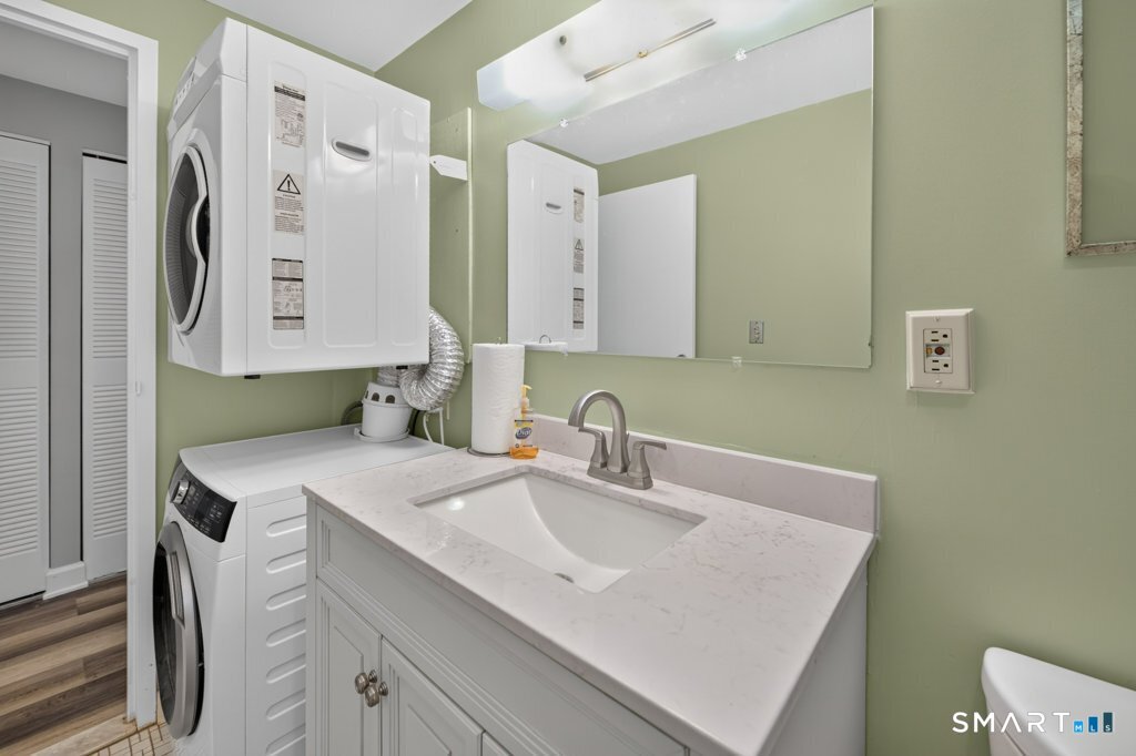 140 Captain Thomas Boulevard West Haven CT 06516
