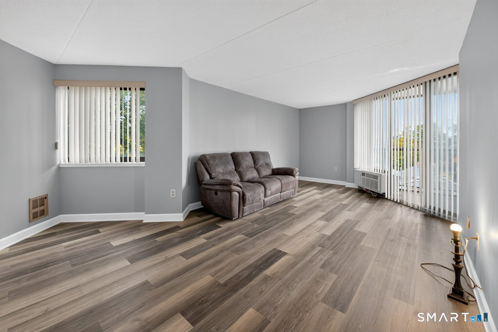 140 Captain Thomas Boulevard West Haven CT 06516