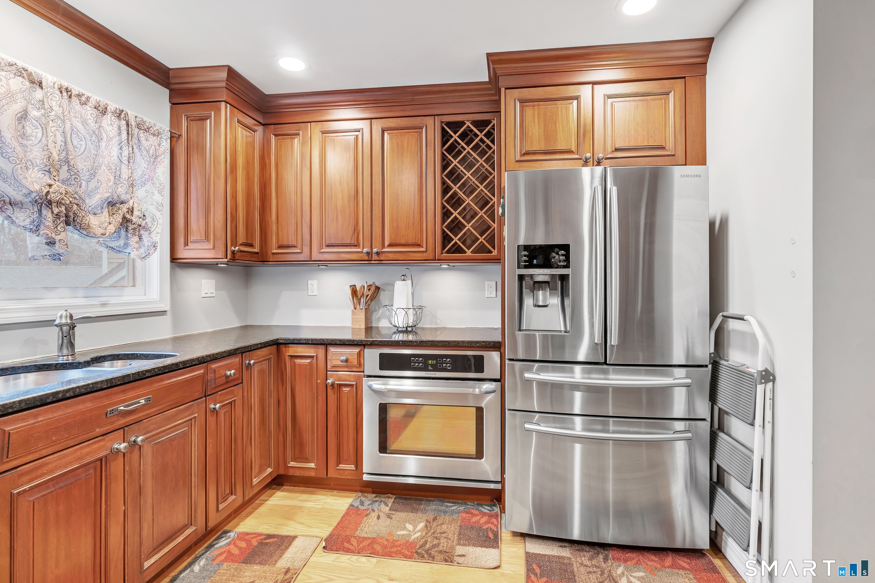 5 Meeting House Lane Shelton CT 06484