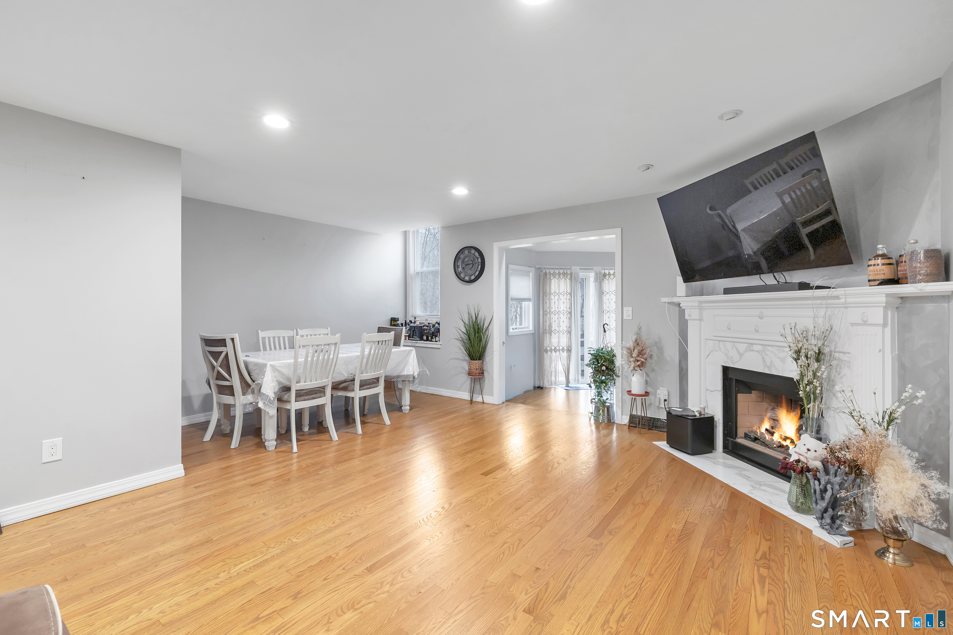 5 Meeting House Lane Shelton CT 06484