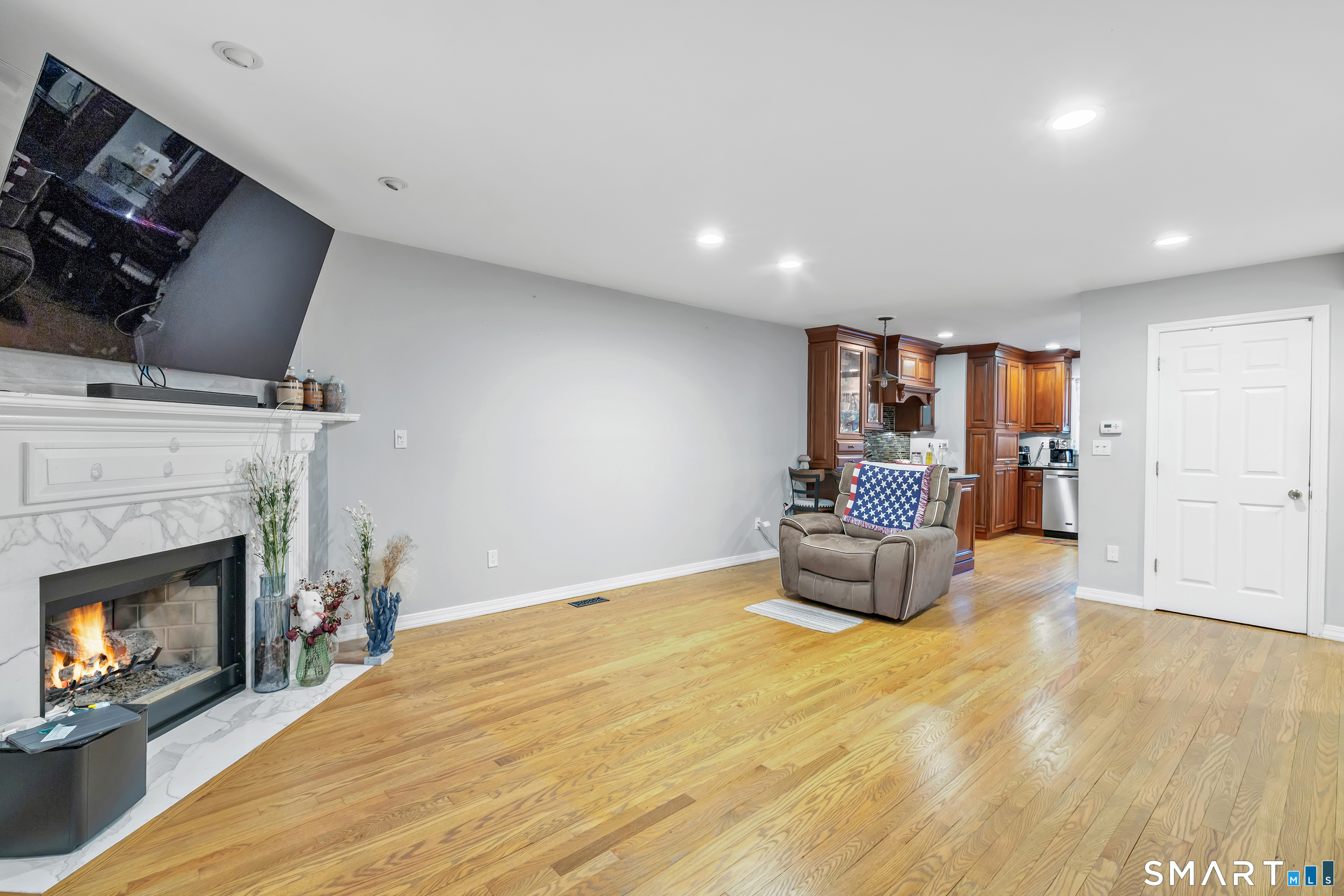 5 Meeting House Lane Shelton CT 06484