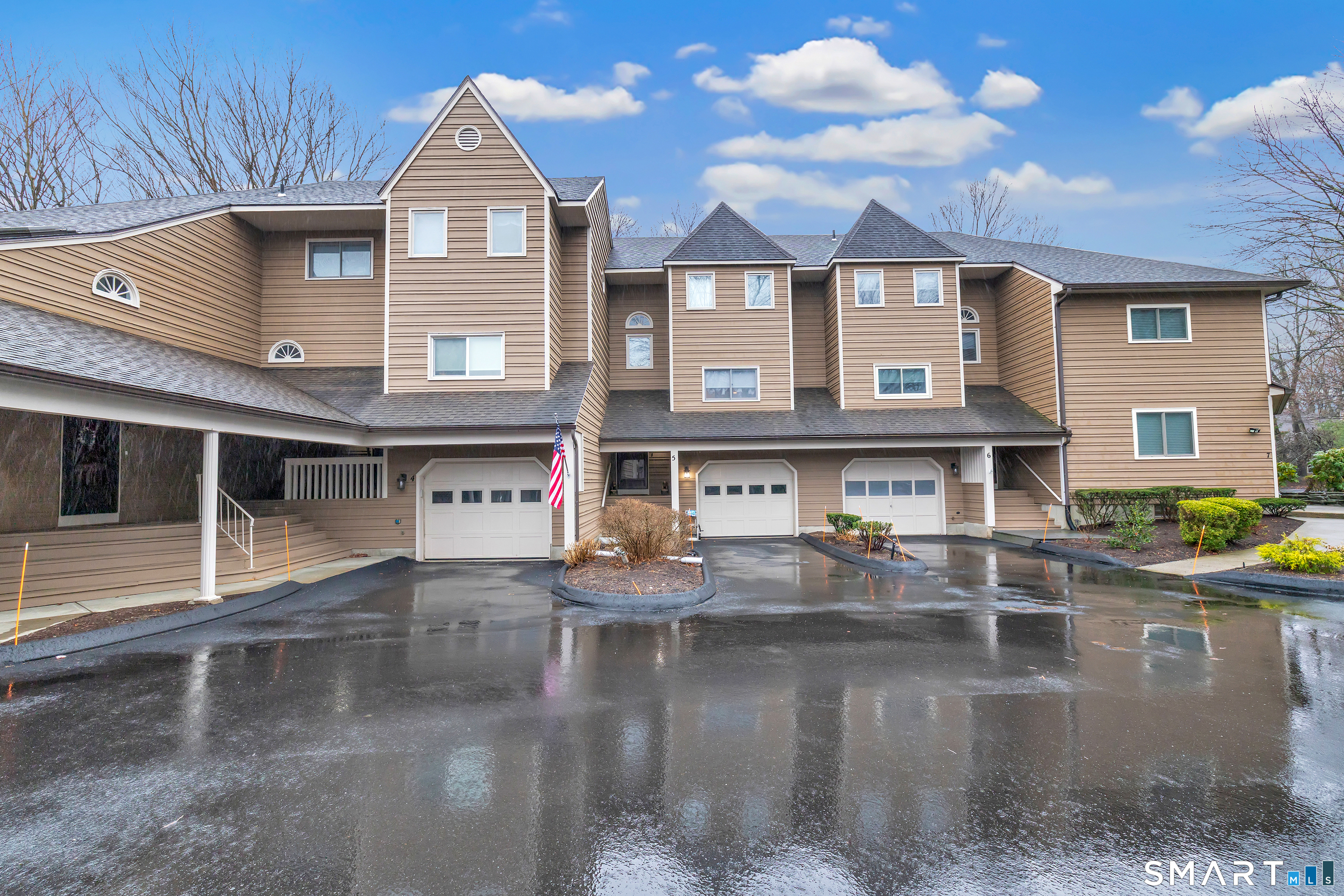 5 Meeting House Lane Shelton CT 06484