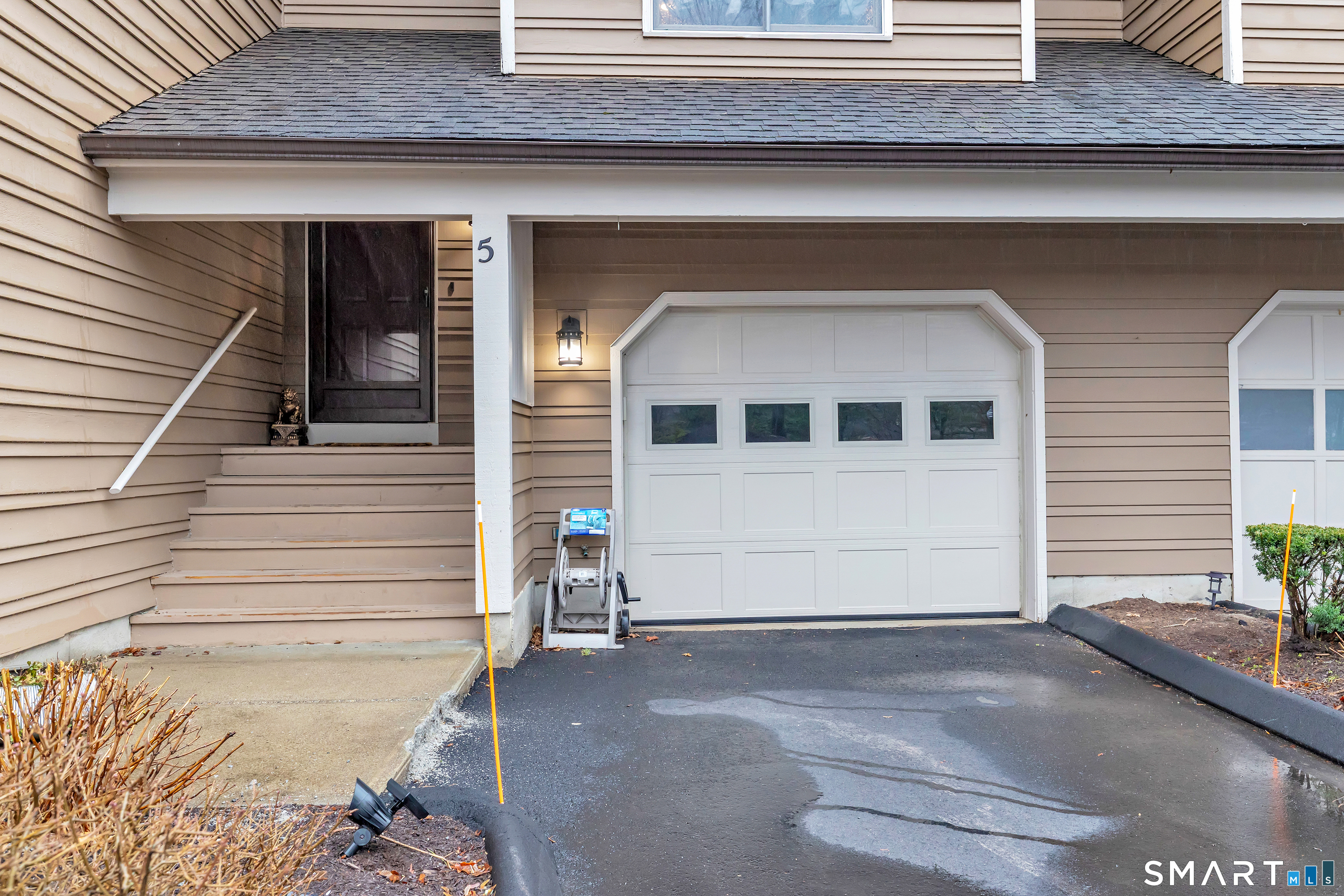 5 Meeting House Lane Shelton CT 06484