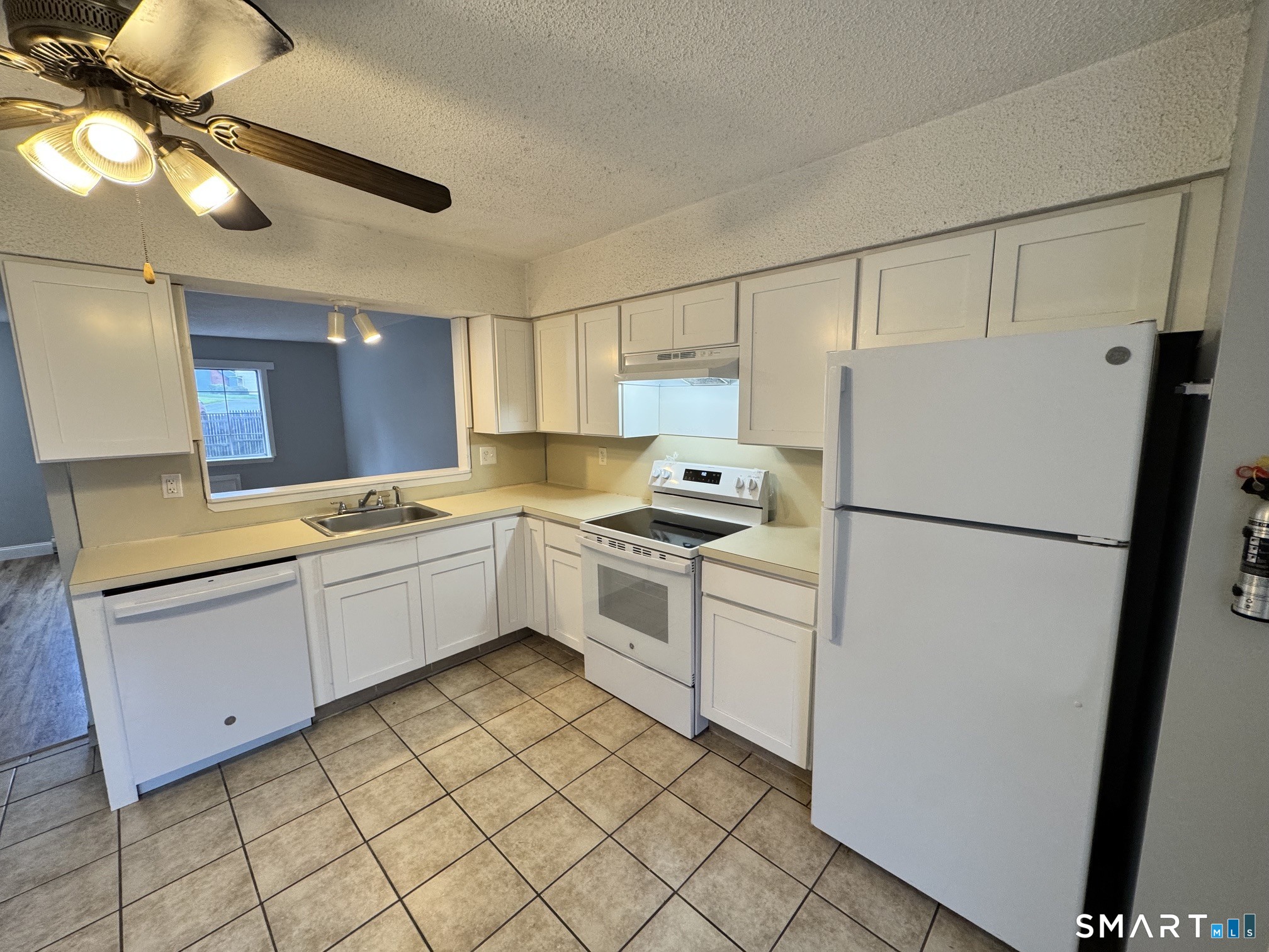 975 Meriden Road Waterbury CT 06705