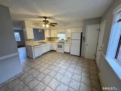 975 Meriden Road Waterbury CT 06705
