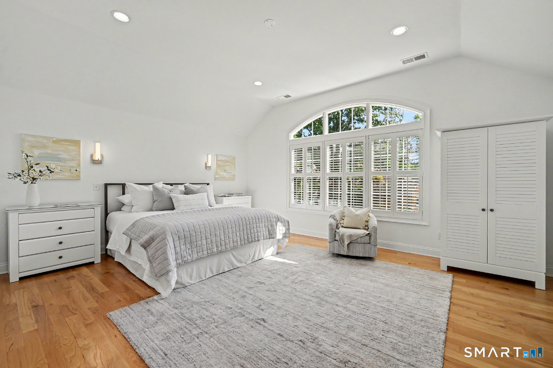 58 Meadow Court Fairfield CT 06824
