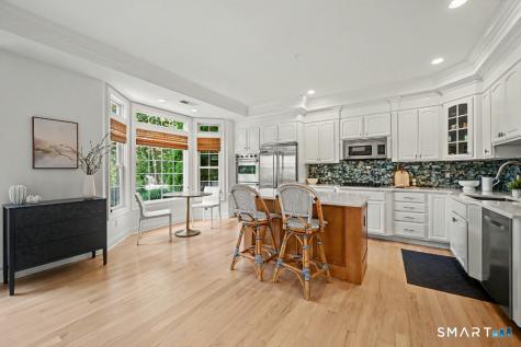 58 Meadow Court Fairfield CT 06824