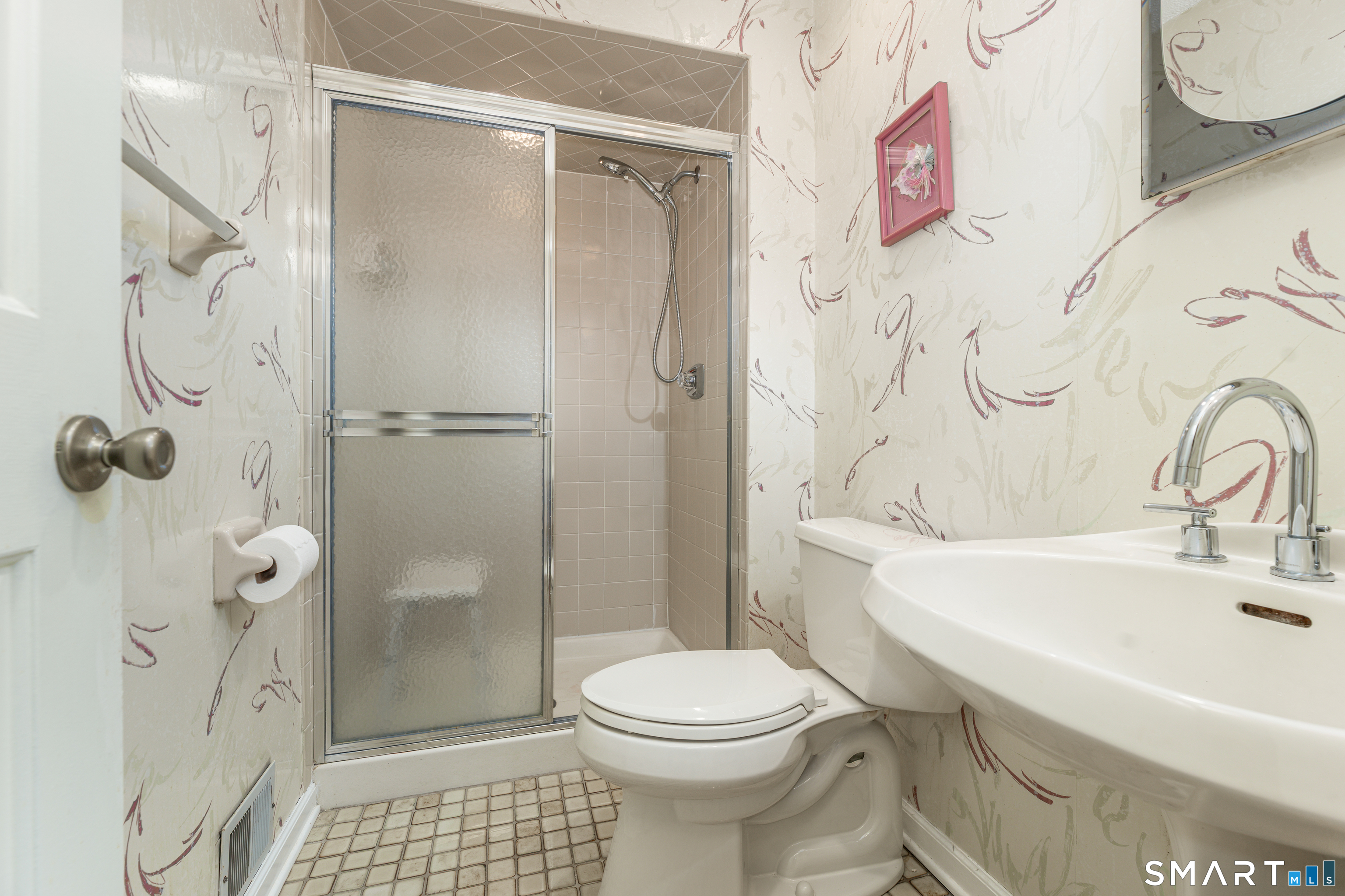 3 Racebrook Court Cheshire CT 06410