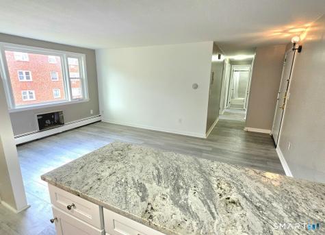 509 Burnside Avenue East Hartford CT 06108