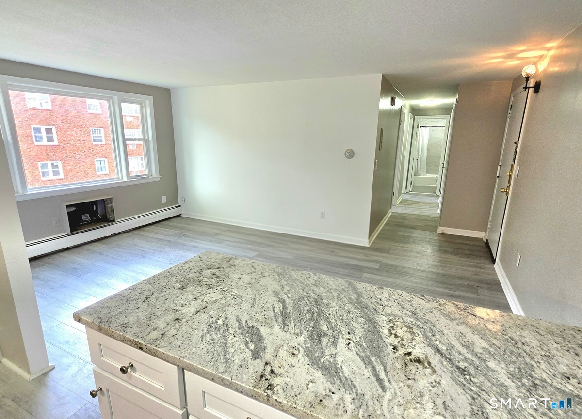 509 Burnside Avenue East Hartford CT 06108