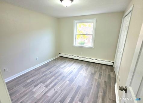 509 Burnside Avenue East Hartford CT 06108