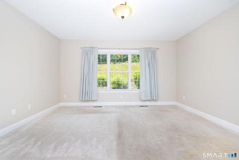16 Carson Way Simsbury CT 06070