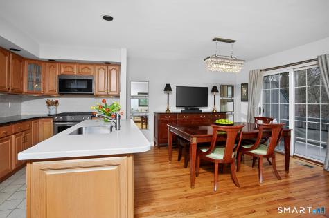 23 Balmaha Close Fairfield CT 06825