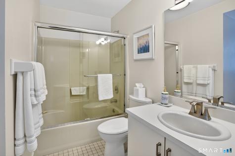 23 Balmaha Close Fairfield CT 06825