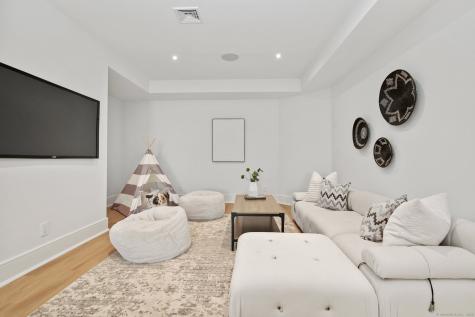 148 East Elm Street Greenwich CT 06830