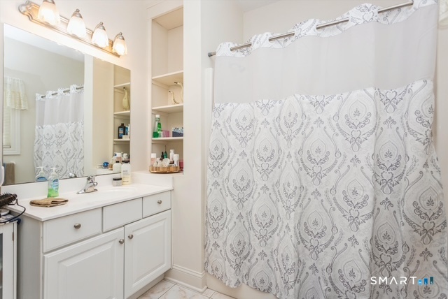 111 Pondview Circle Beacon Falls CT 06403