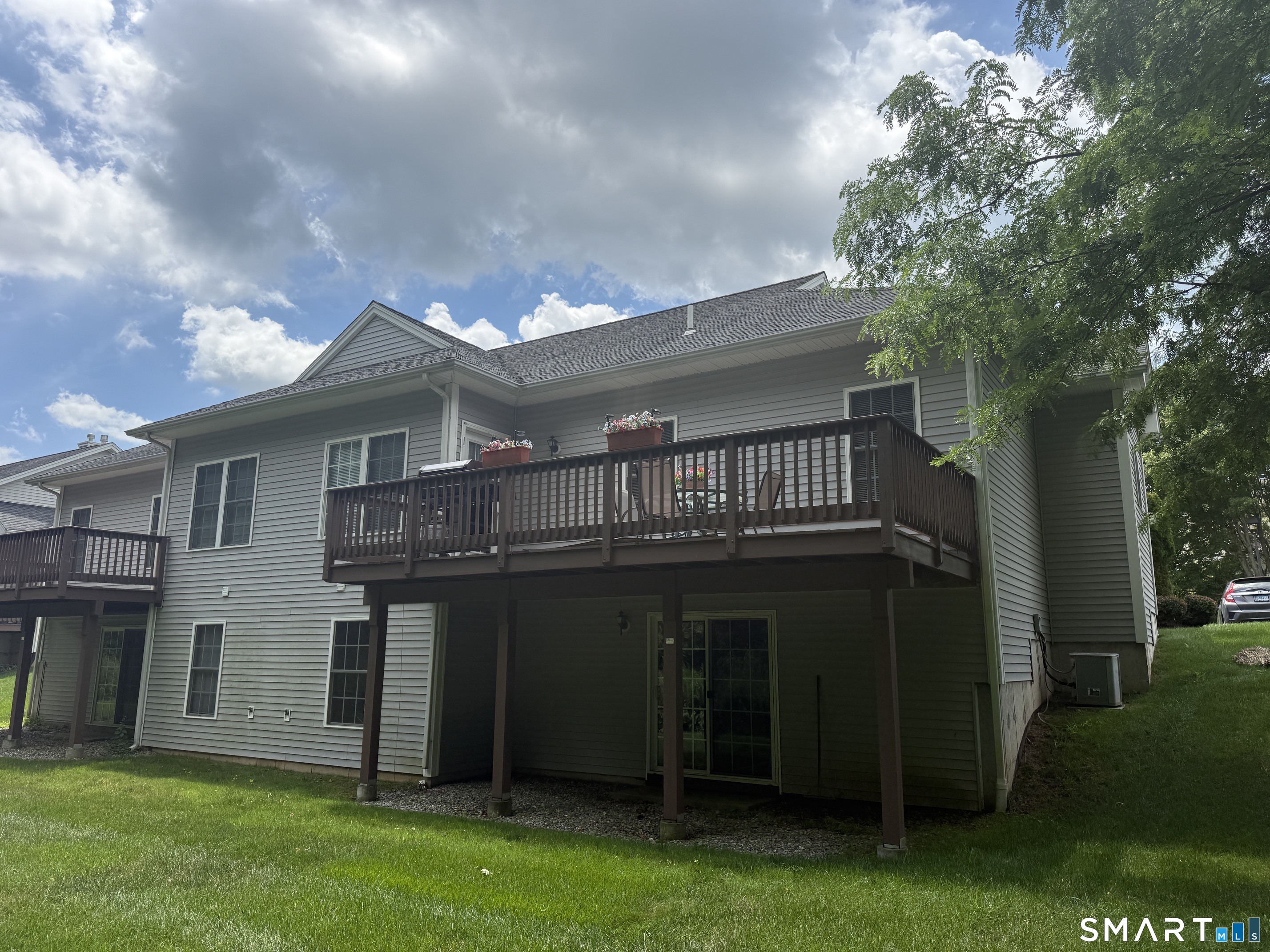 111 Pondview Circle Beacon Falls CT 06403